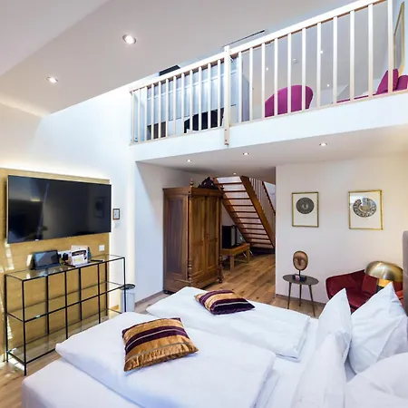 Schlosshotel Mondsee 4*