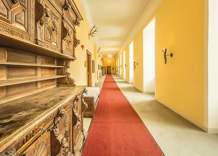 Schlosshotel Mondsee מלון