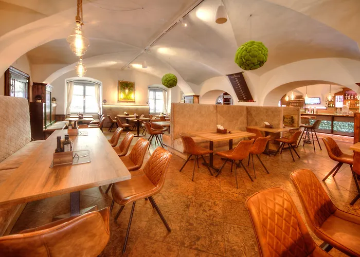 Schlosshotel Mondsee מלון