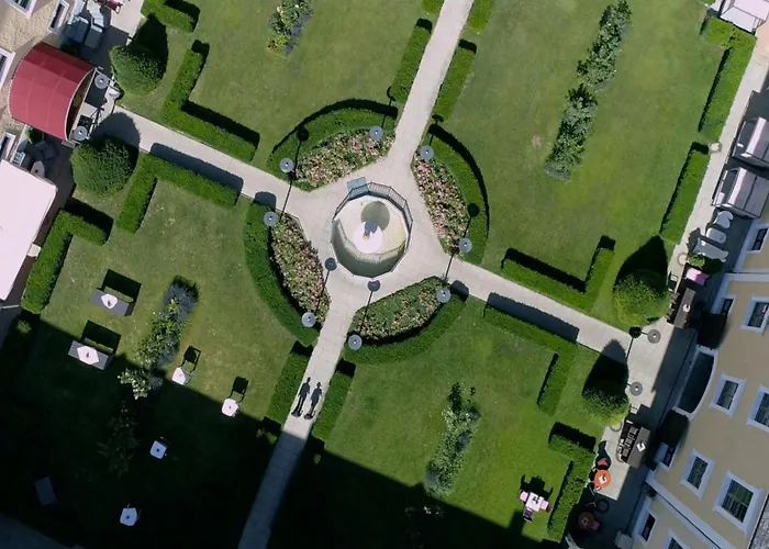 Schlosshotel Mondsee 4* Mondsee