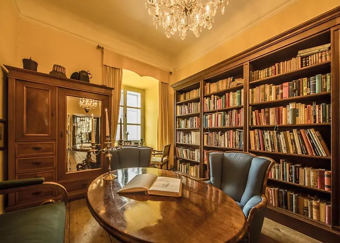 מלון Schlosshotel Mondsee