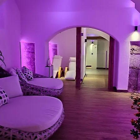 Отель Schlosshotel Mondsee