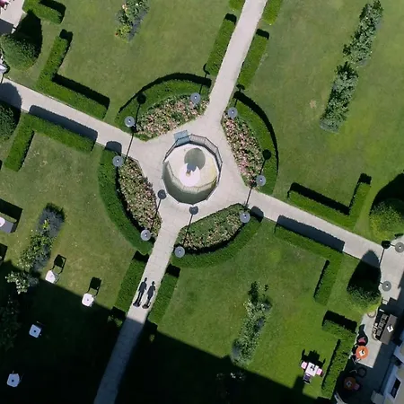 Schlosshotel Mondsee 4* Мондзее